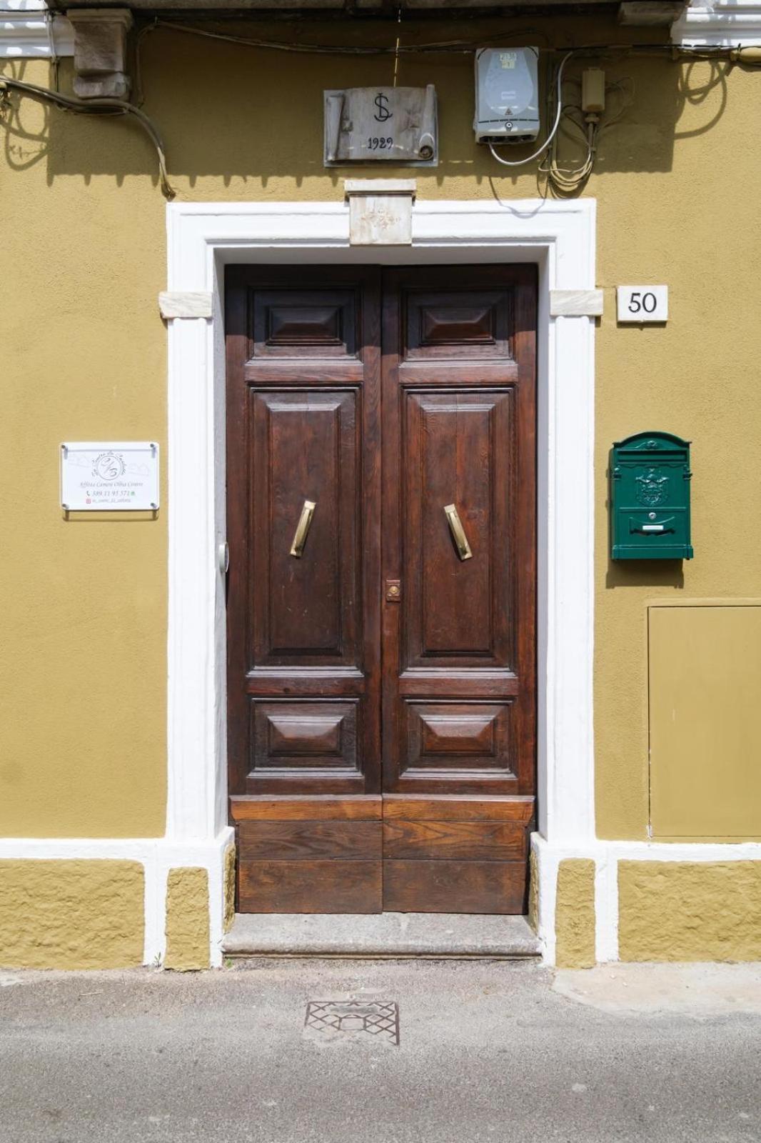 In Centro Da Carlotta Hotel Olbia Exterior photo